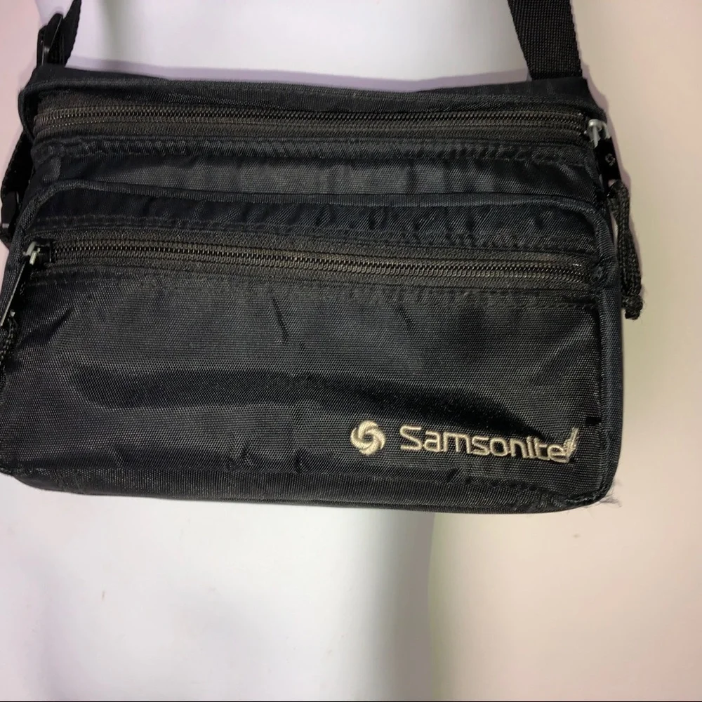 Samsonite Black Camera Case Vintage Padded‎